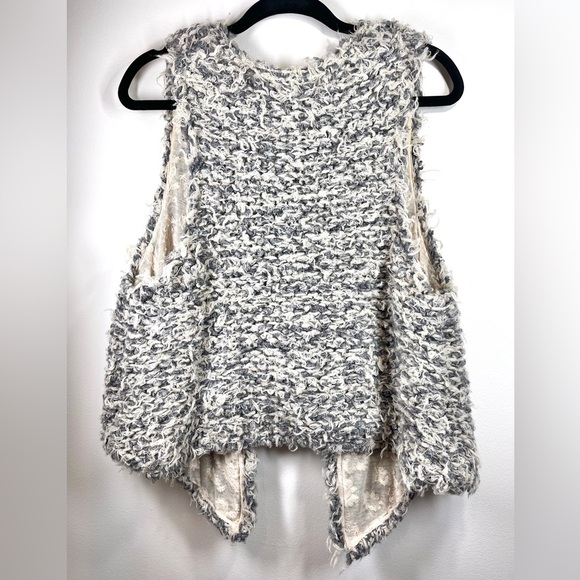 Free People Fur Away Boho Vest Top Wool Blend Size Medium - Picture 10 of 10